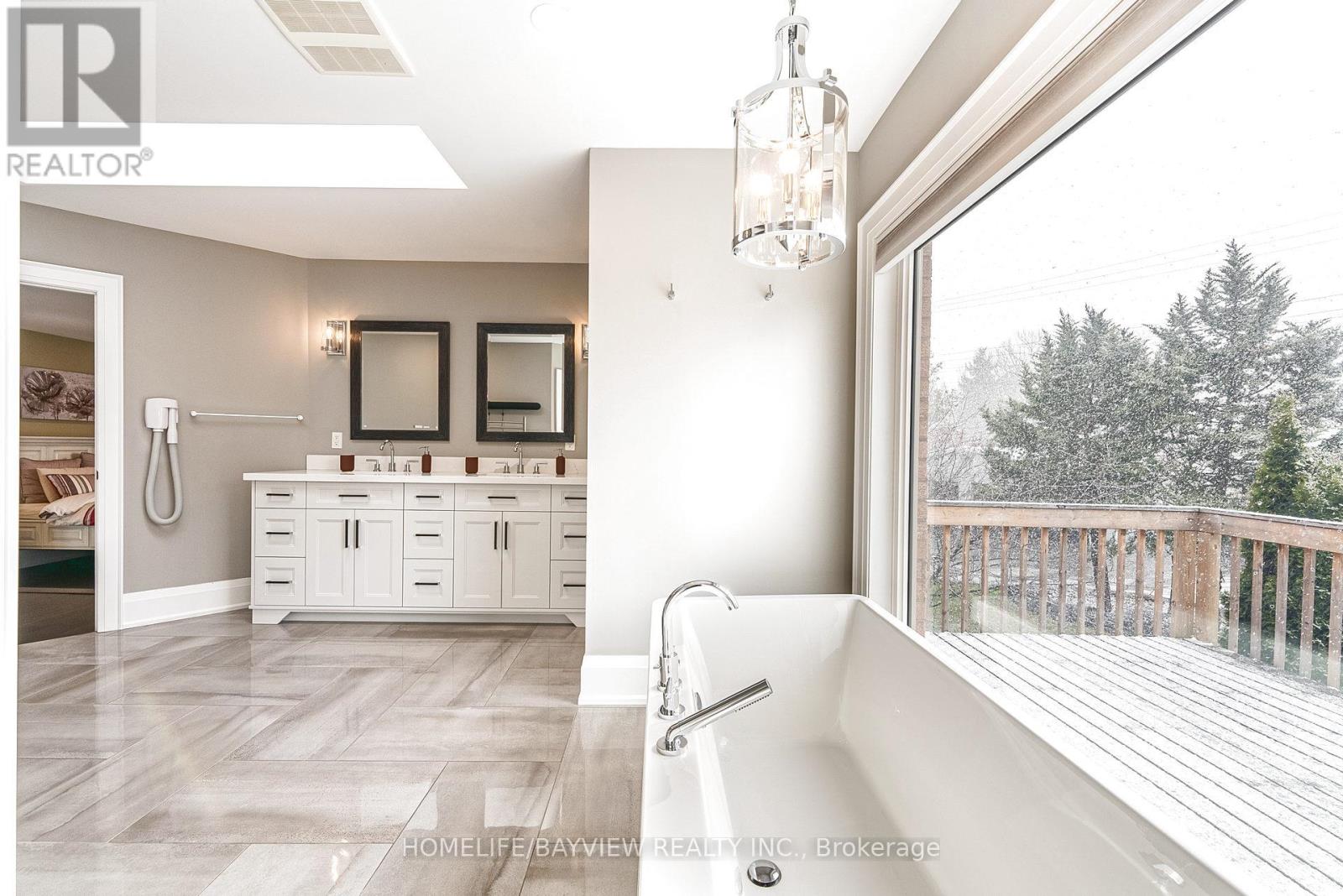 25 Whispering Pine Trail, Aurora, Ontario  L4G 5C7 - Photo 25 - N13019206