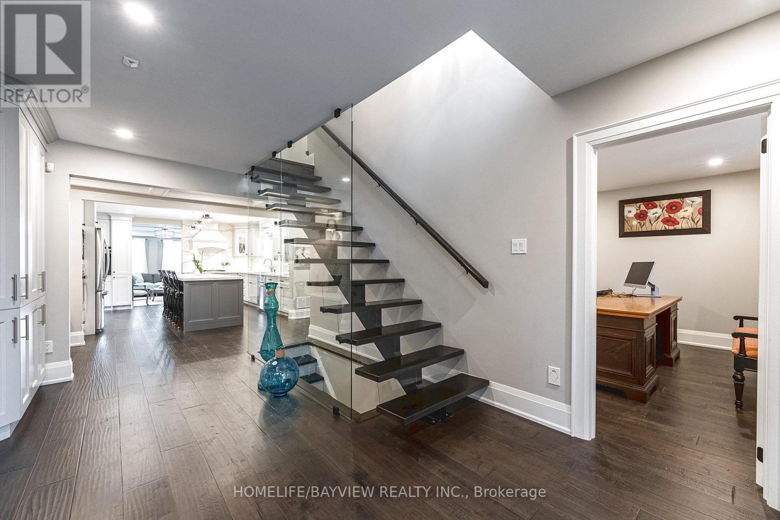 25 Whispering Pine Trail, Aurora, Ontario  L4G 5C7 - Photo 16 - N13019206