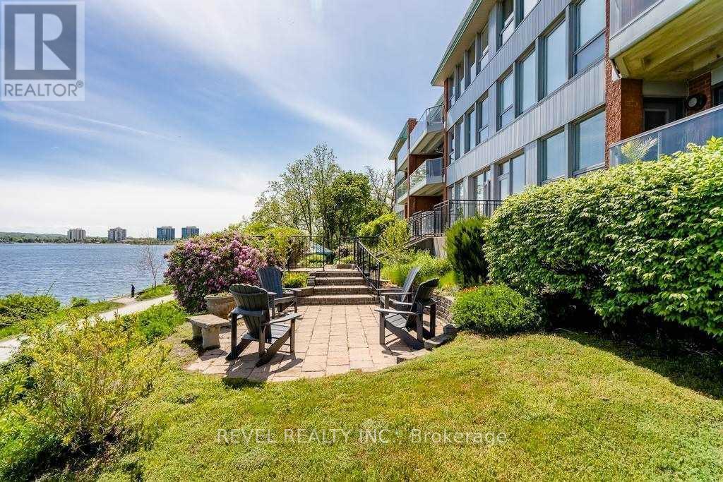 304 - 21 Kempenfelt Drive, Barrie, Ontario  L4M 1B8 - Photo 27 - S12979662