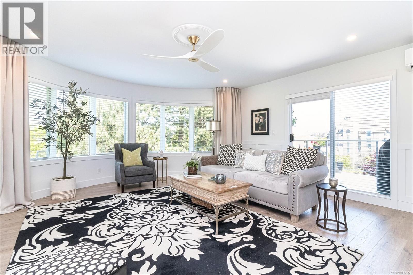 516 50 Songhees Rd, Victoria, British Columbia  V9A 7J4 - Photo 3 - 1032950