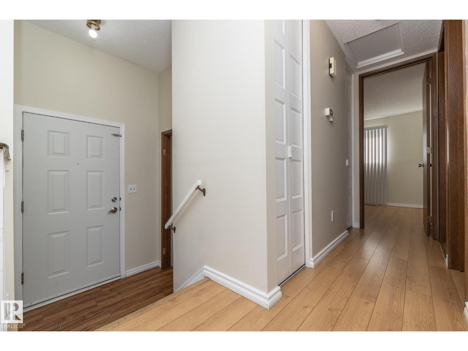 10656 Beaumaris Rd Nw, Edmonton, Alberta  T5X 3N4 - Photo 10 - E4477878