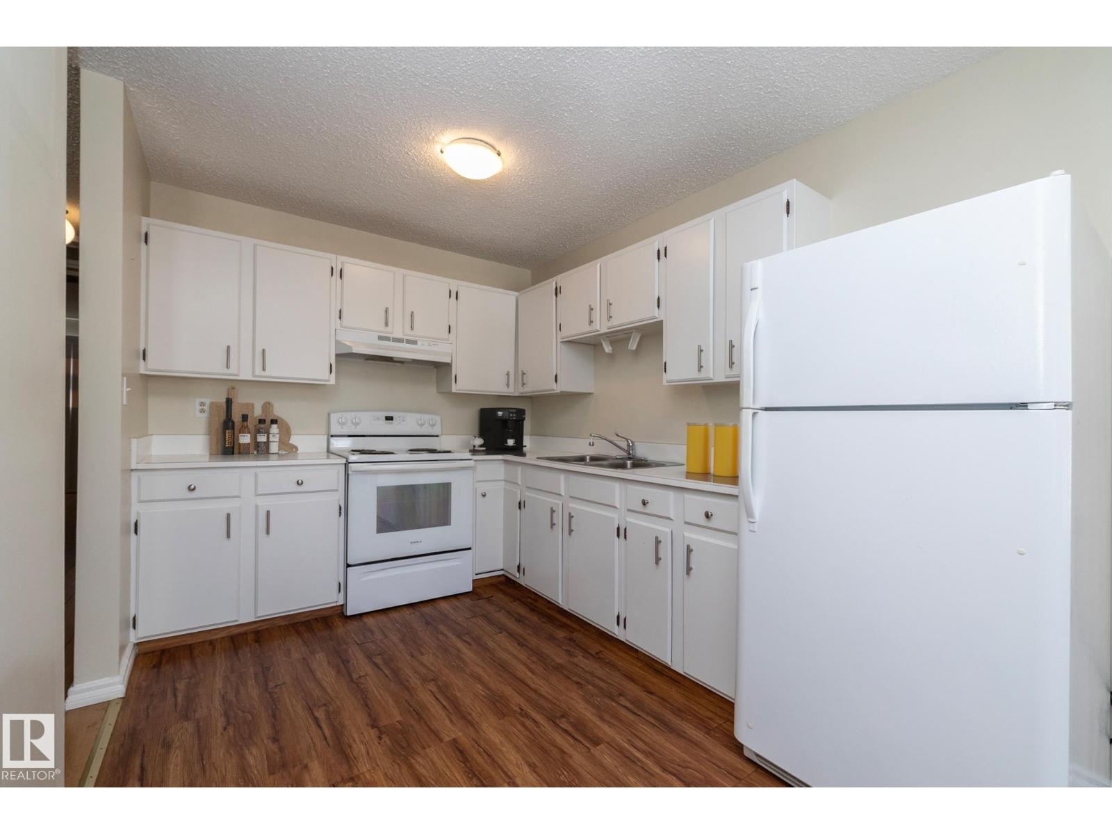 10656 Beaumaris Rd Nw, Edmonton, Alberta  T5X 3N4 - Photo 11 - E4477878