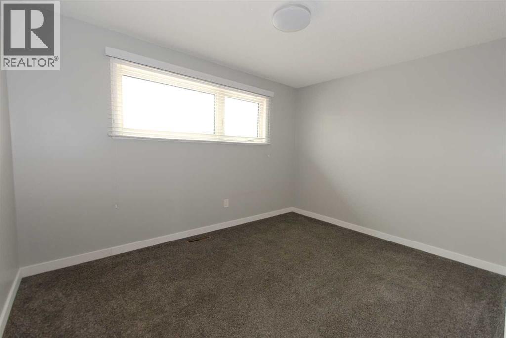 396 8 Street, Dunmore, Alberta  T1B 0K1 - Photo 11 - A2294082