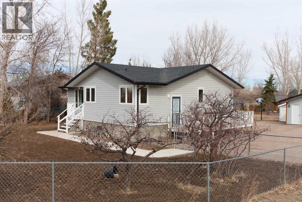 396 8 Street, Dunmore, Alberta  T1B 0K1 - Photo 4 - A2294082