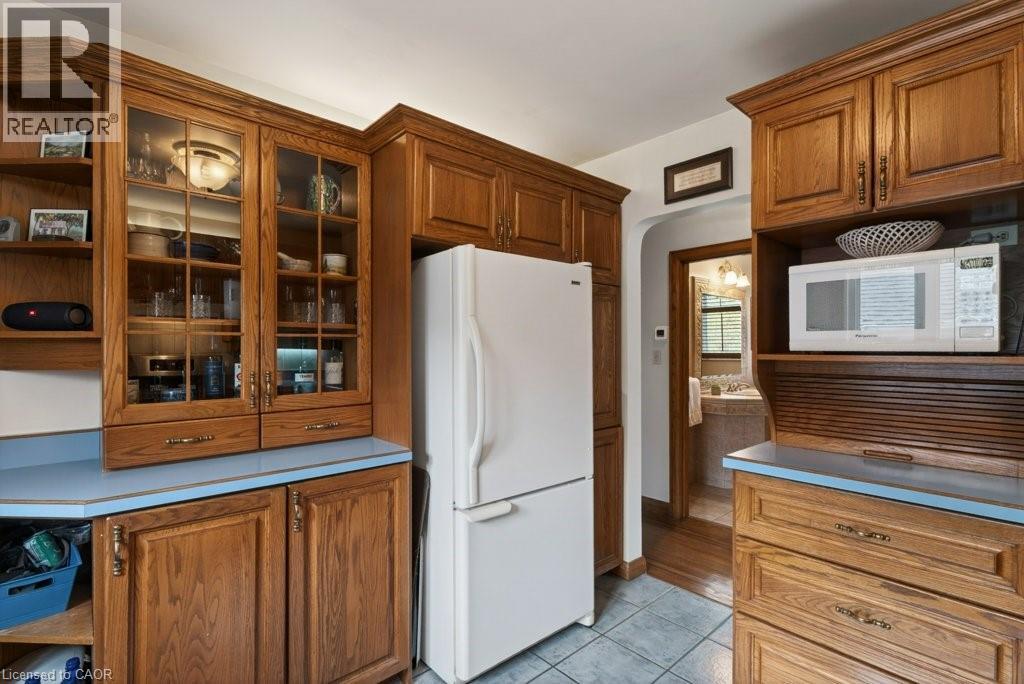 57 Park Avenue E, Burlington, Ontario  L7T 1Y2 - Photo 10 - 40819035