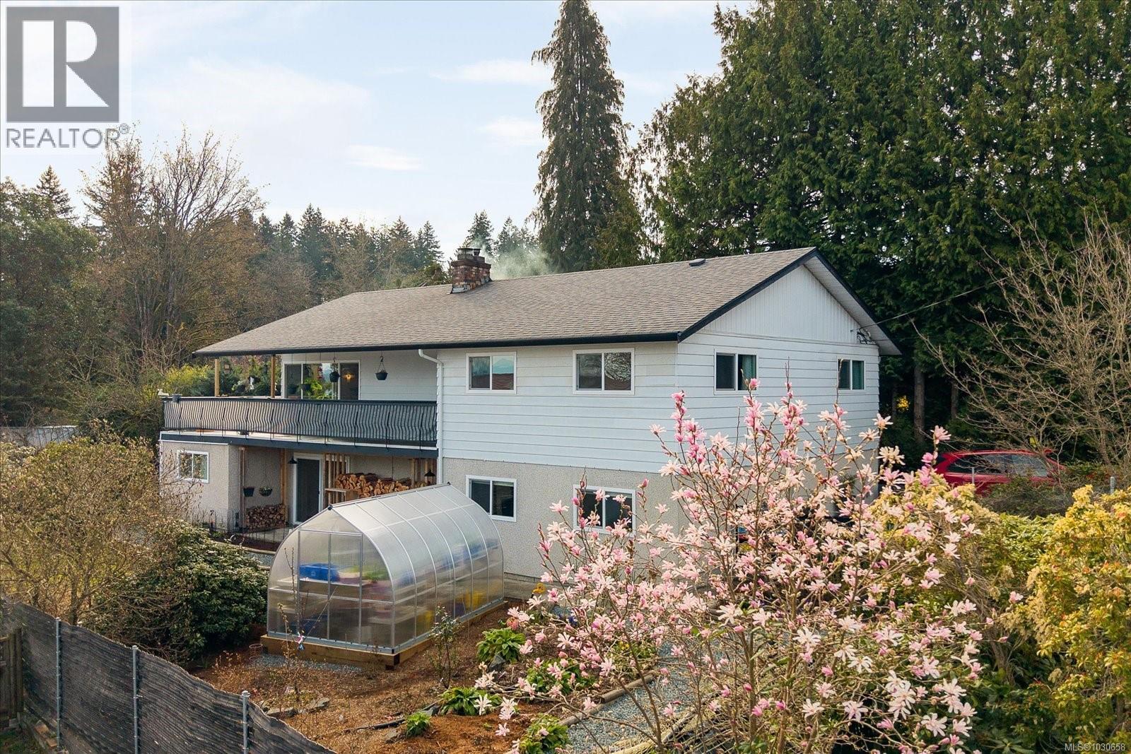 11041 Chemainus Rd, Saltair, British Columbia