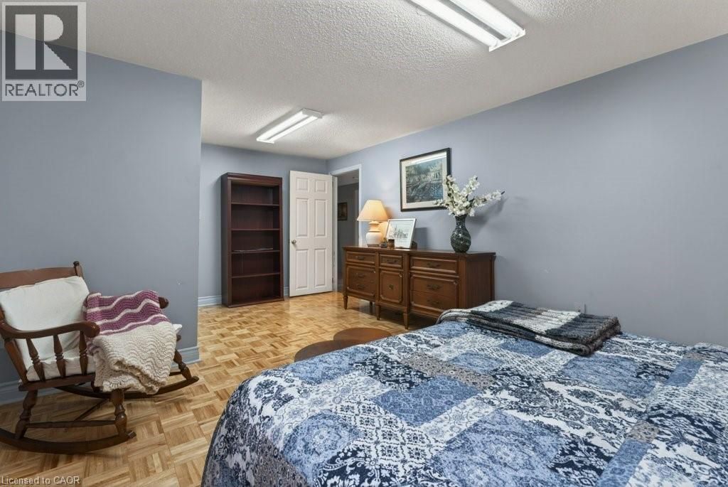 57 Park Avenue E, Burlington, Ontario  L7T 1Y2 - Photo 26 - 40819035