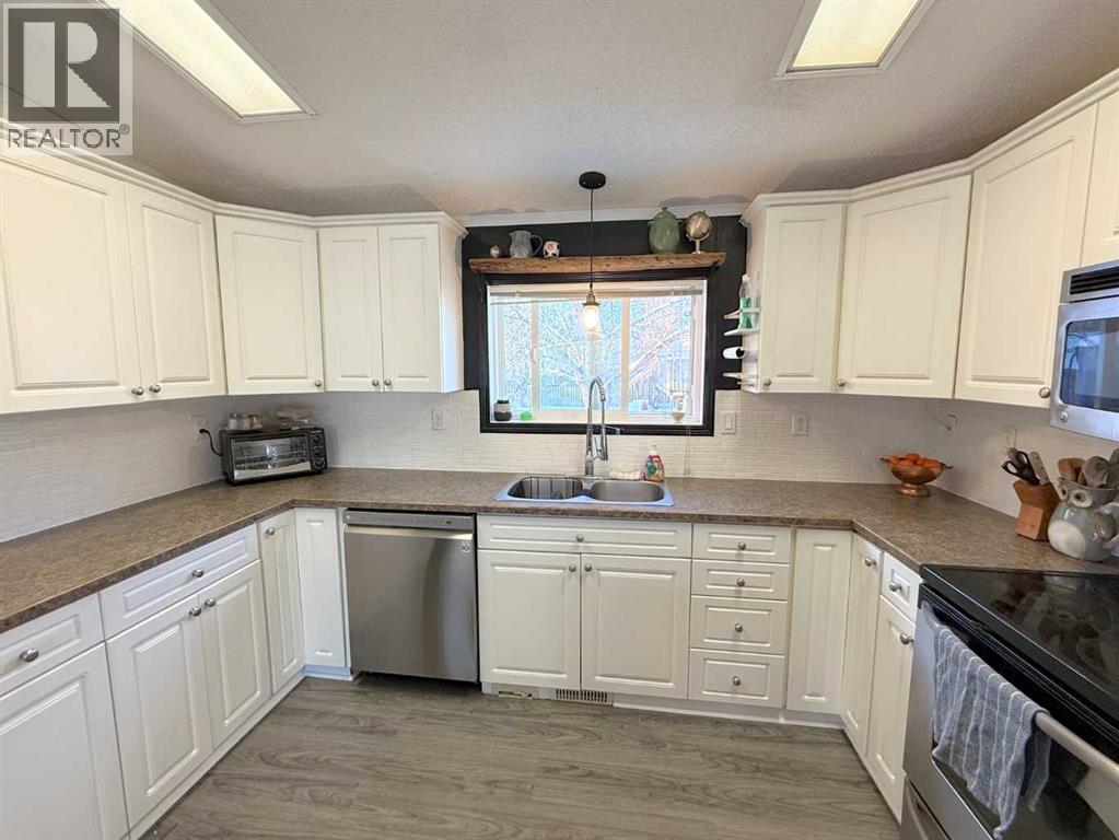 5006 51 Street, Colinton, Alberta  T0G 0R0 - Photo 7 - A2303045