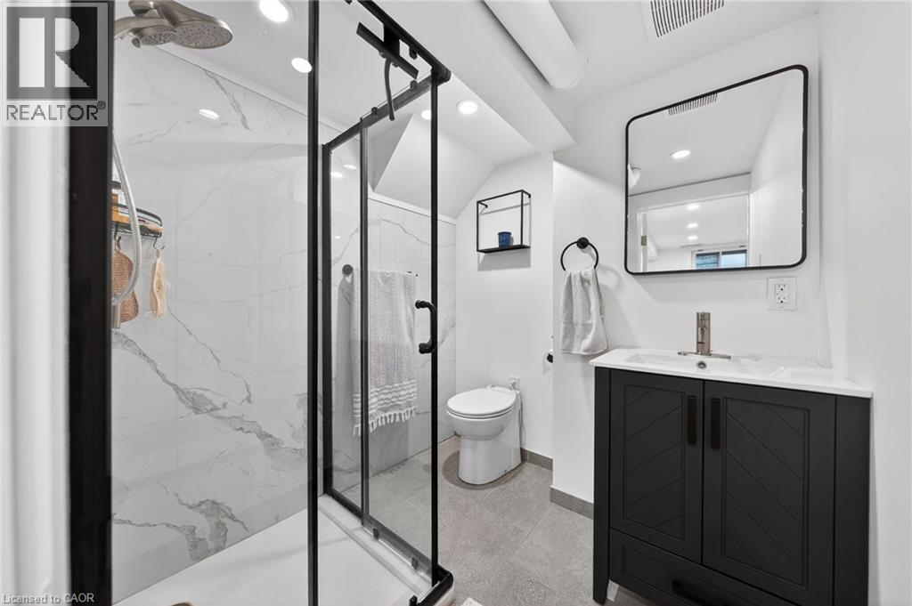 282 Park Street, Kitchener, Ontario  N2G 1N1 - Photo 38 - 40822800