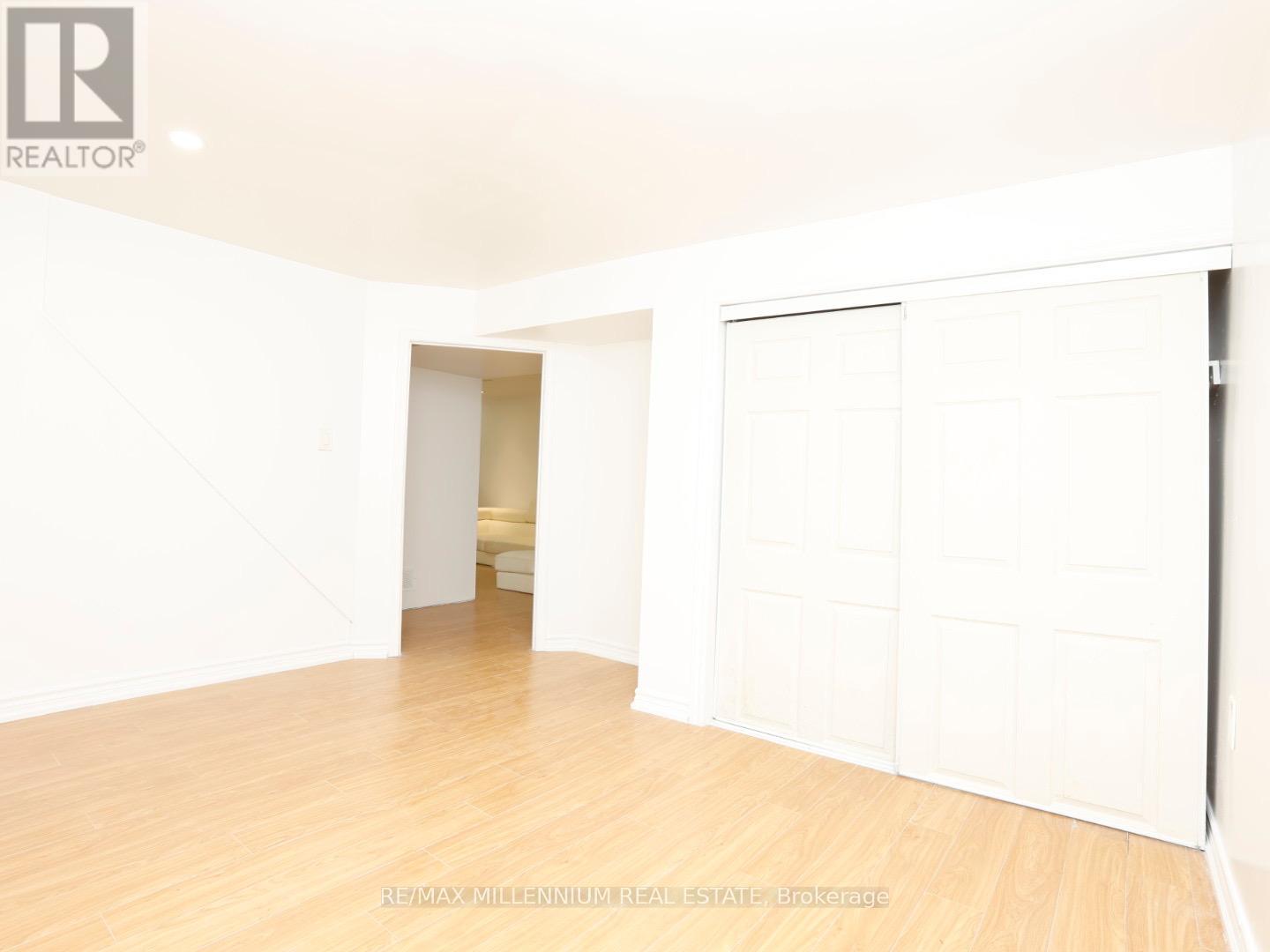 Lower - 6482 Chaumont Crescent, Mississauga, Ontario  L5N 2M8 - Photo 3 - W13024202