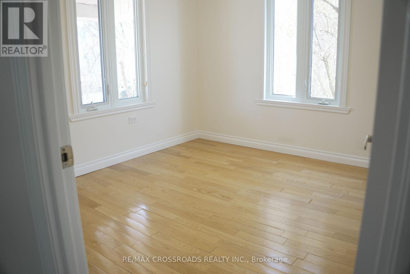 30 Hearst Circle, Toronto, Ontario  M6M 2T7 - Photo 13 - W13024378