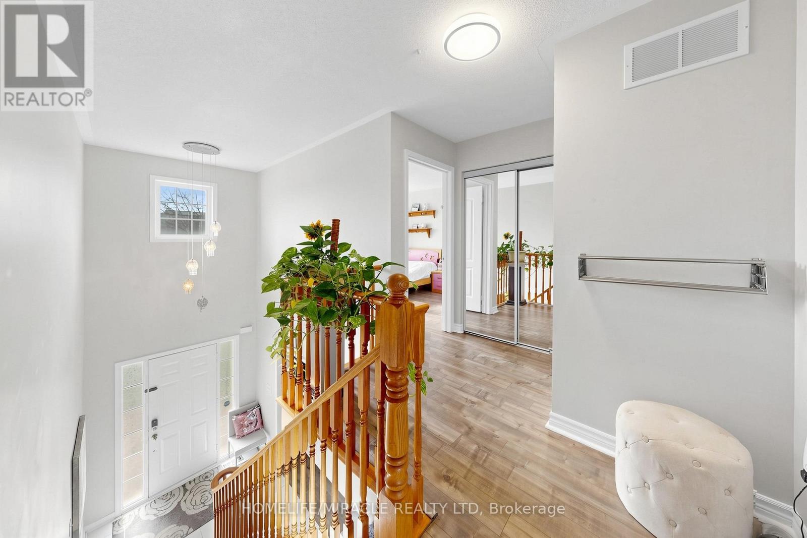 361 Brisdale Drive NW, Brampton, Ontario  L7A 3M6 - Photo 17 - W13017258