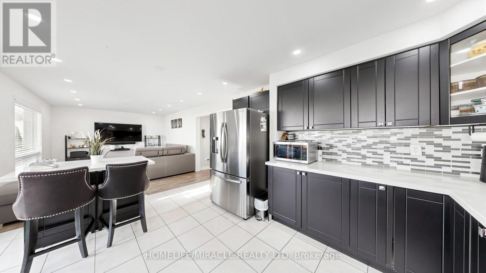 361 Brisdale Drive NW, Brampton, Ontario  L7A 3M6 - Photo 43 - W13017258