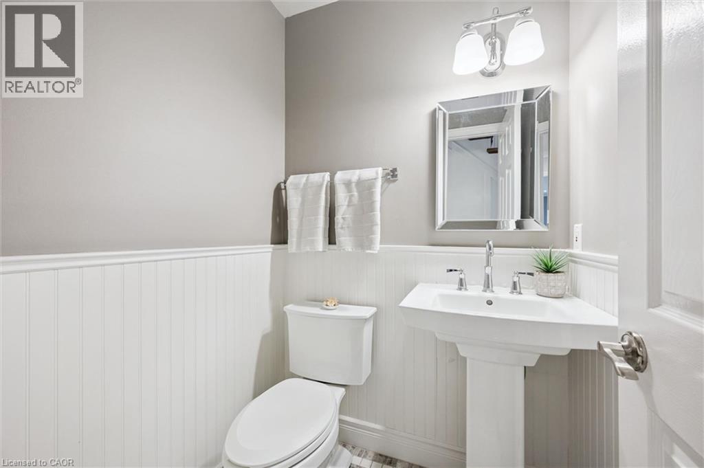 245 Shagbark Court, Waterloo, Ontario  N2K 3H9 - Photo 14 - 40820189