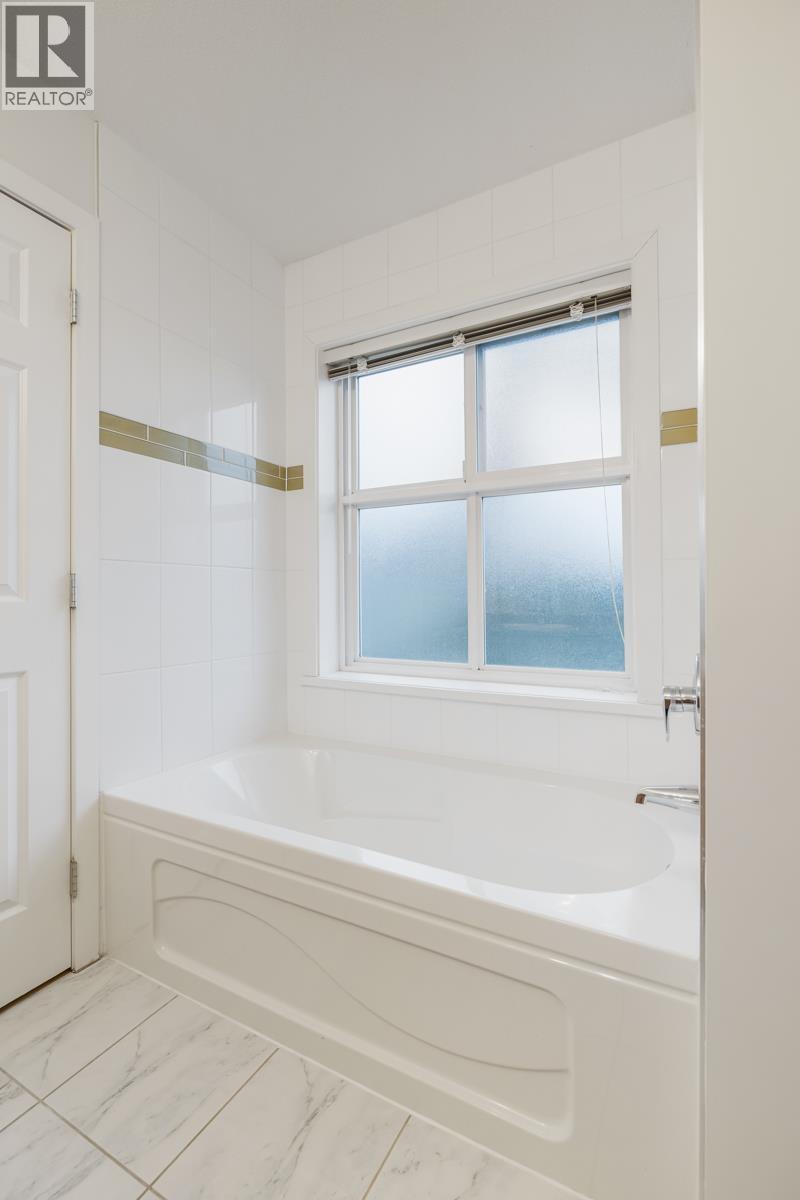 403 2488 Kelly Avenue, Port Coquitlam, British Columbia  V3C 1Y4 - Photo 30 - R3112406