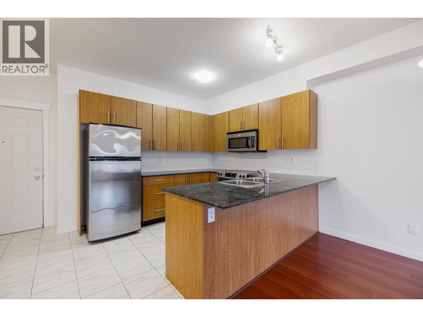 403 2488 Kelly Avenue, Port Coquitlam, British Columbia  V3C 1Y4 - Photo 13 - R3112406