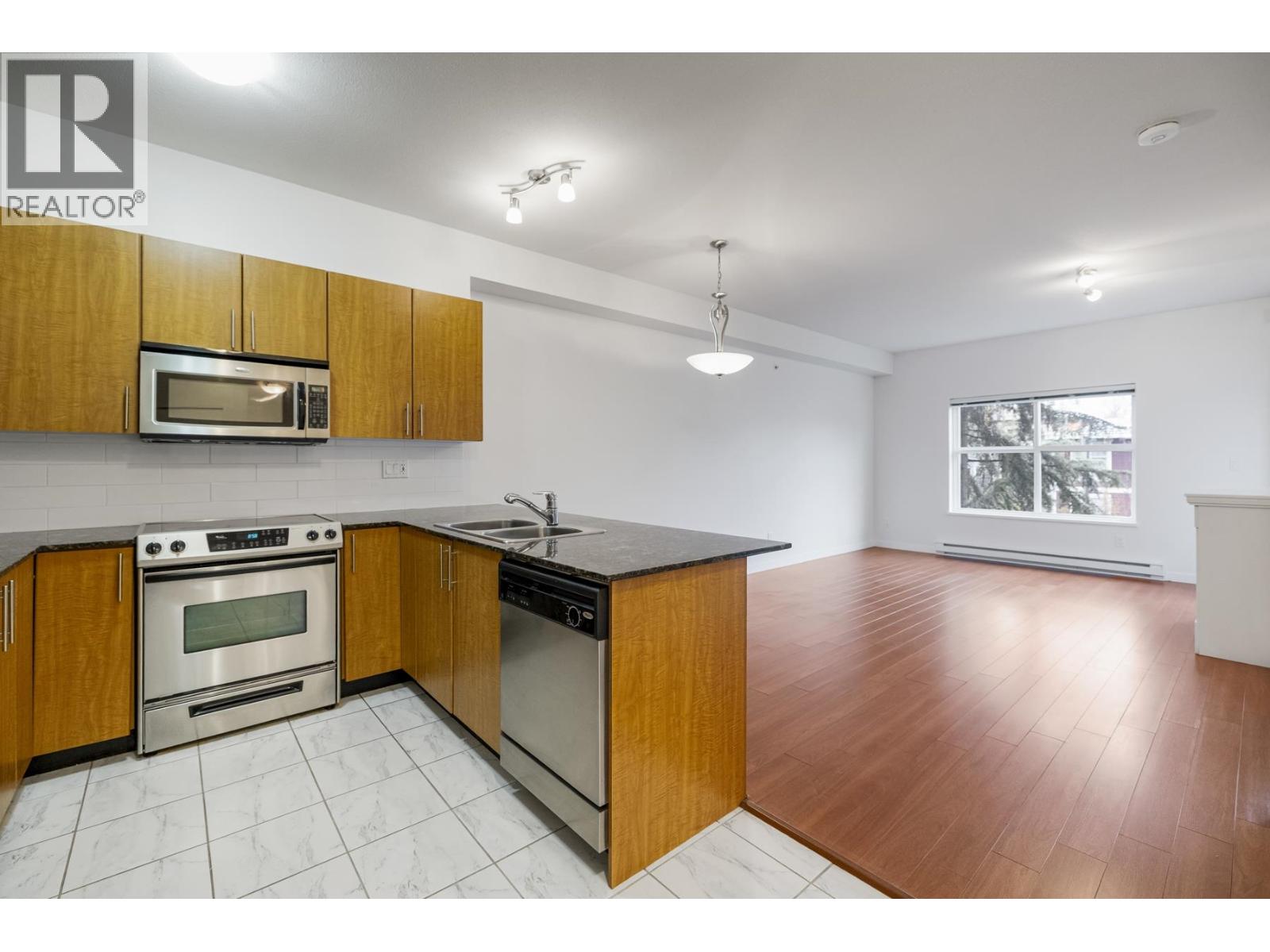 403 2488 Kelly Avenue, Port Coquitlam, British Columbia  V3C 1Y4 - Photo 17 - R3112406