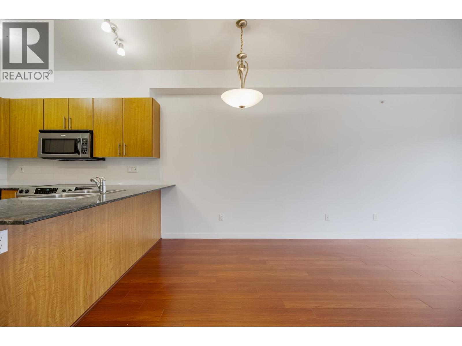 403 2488 Kelly Avenue, Port Coquitlam, British Columbia  V3C 1Y4 - Photo 11 - R3112406