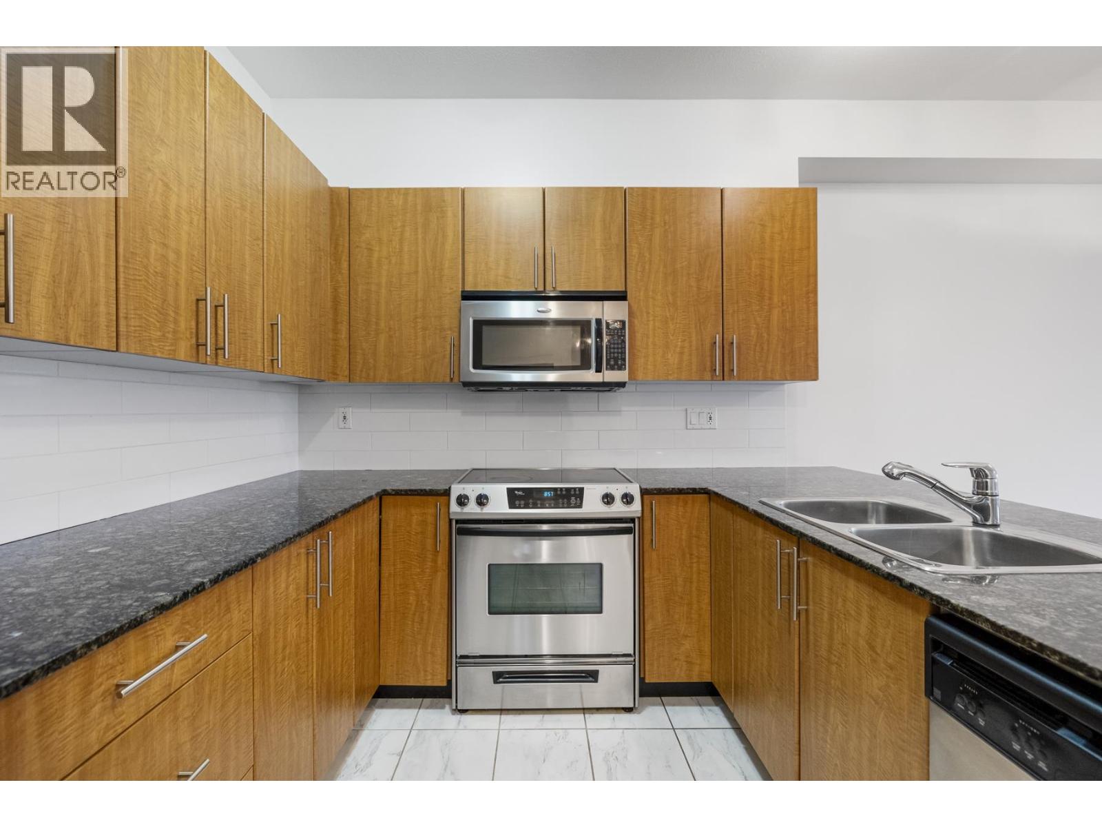 403 2488 Kelly Avenue, Port Coquitlam, British Columbia  V3C 1Y4 - Photo 15 - R3112406