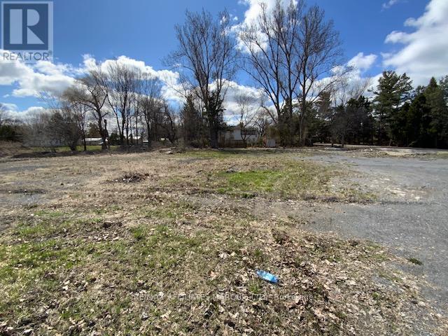 20918 South Service Road, South Glengarry, Ontario  K0C 1N0 - Photo 7 - X12775640