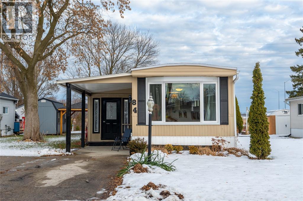 1940 LONDON LINE Unit# 84, Sarnia, Ontario