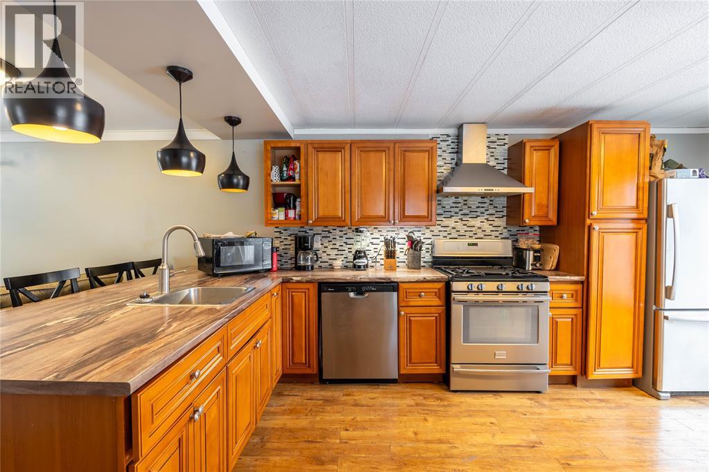 1940 London Line Unit# 84, Sarnia, Ontario  N7W 1B5 - Photo 11 - 26004765