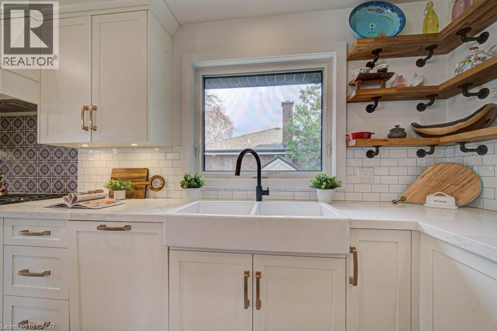 1486 Augustine Drive, Burlington, Ontario  L7P 2N2 - Photo 18 - 40820781