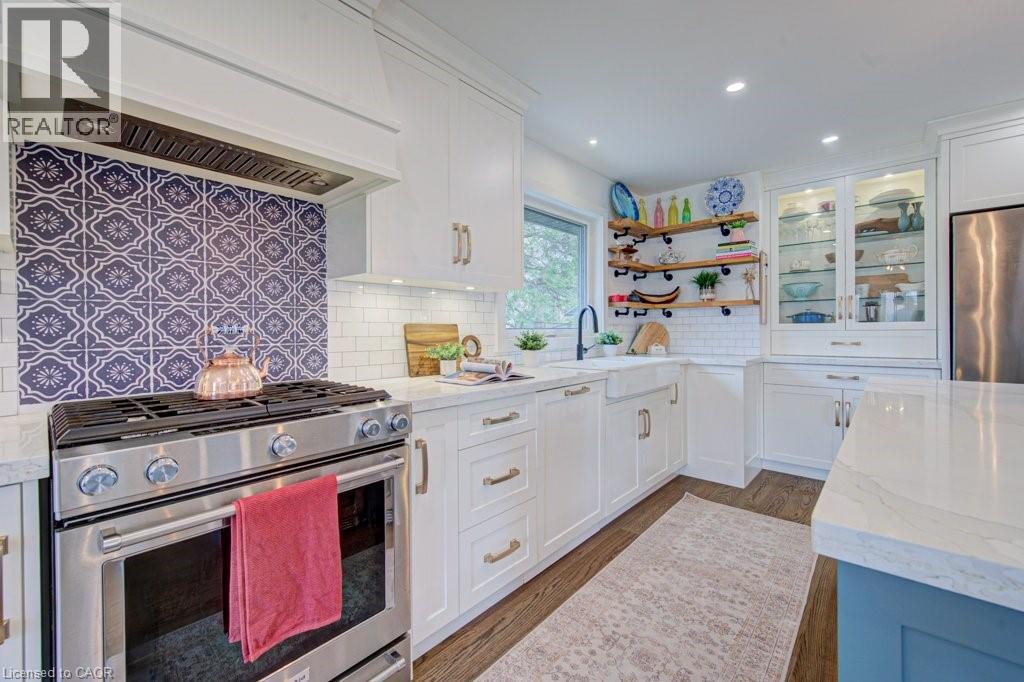 1486 Augustine Drive, Burlington, Ontario  L7P 2N2 - Photo 2 - 40820781