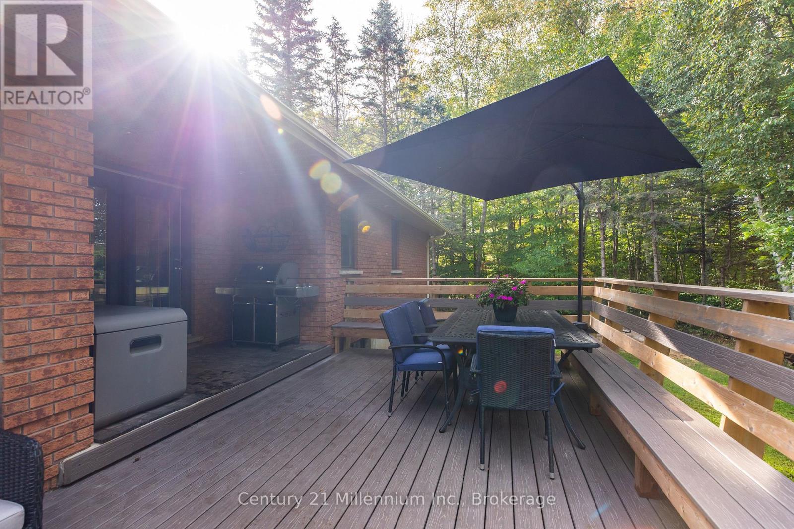 34 Southampton Parkway, South Bruce Peninsula, Ontario  N0H 2G0 - Photo 3 - X13024950