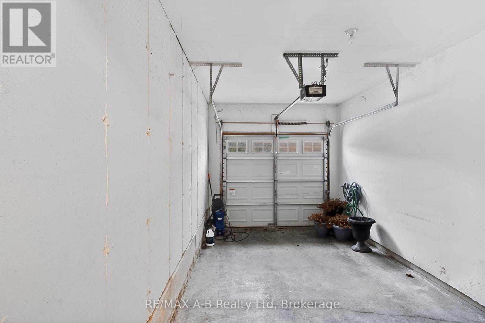 23 - 24 Griffiths Drive, Brant, Ontario  N3L 4C5 - Photo 25 - X13024984