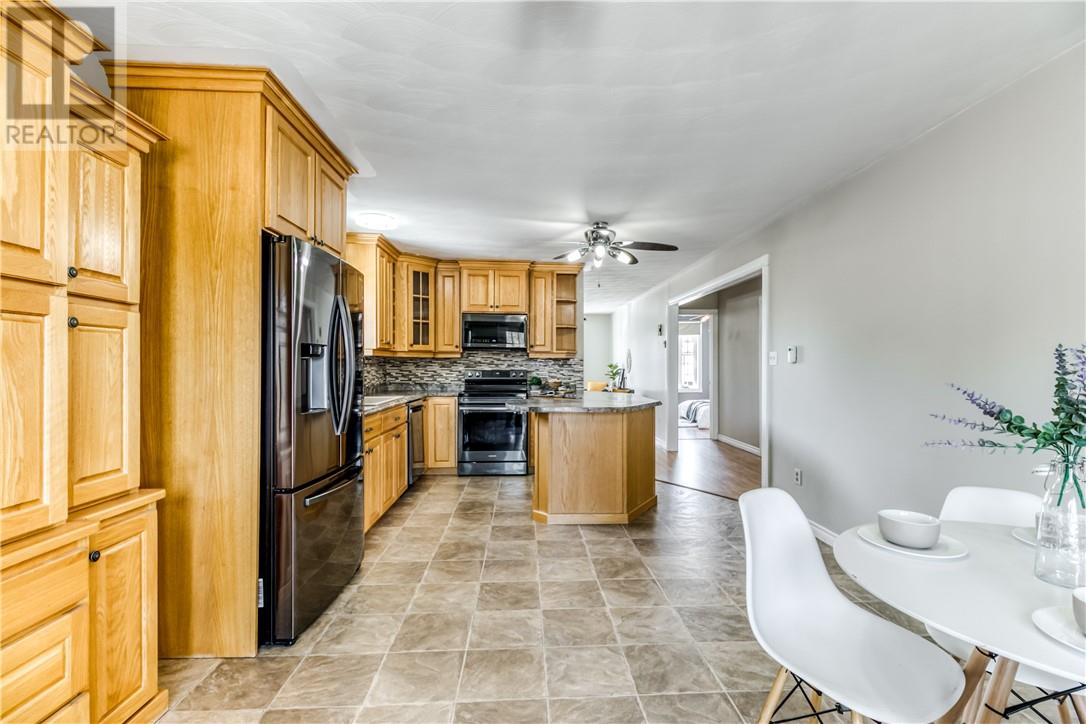 4680 Frontenac Crescent, Val Therese, Ontario  P3P 1S3 - Photo 13 - 2127187