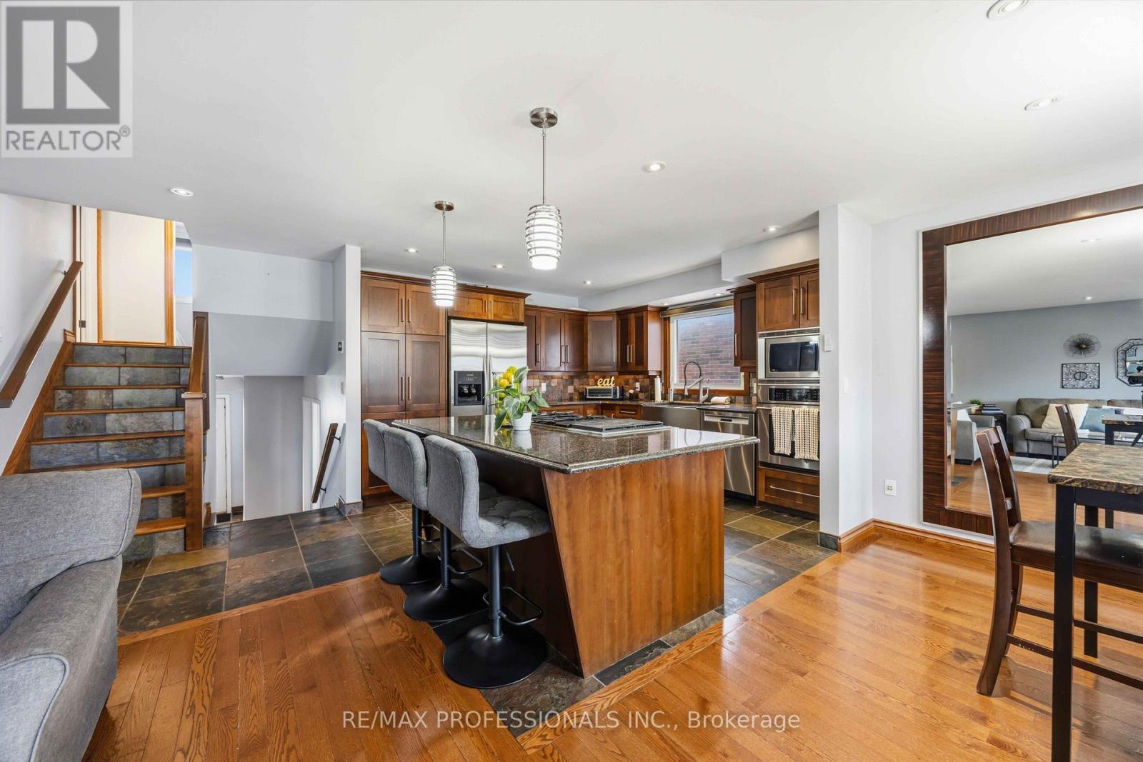 812 Danbury Crescent, Sarnia, Ontario  N7S 4L8 - Photo 11 - X13003432