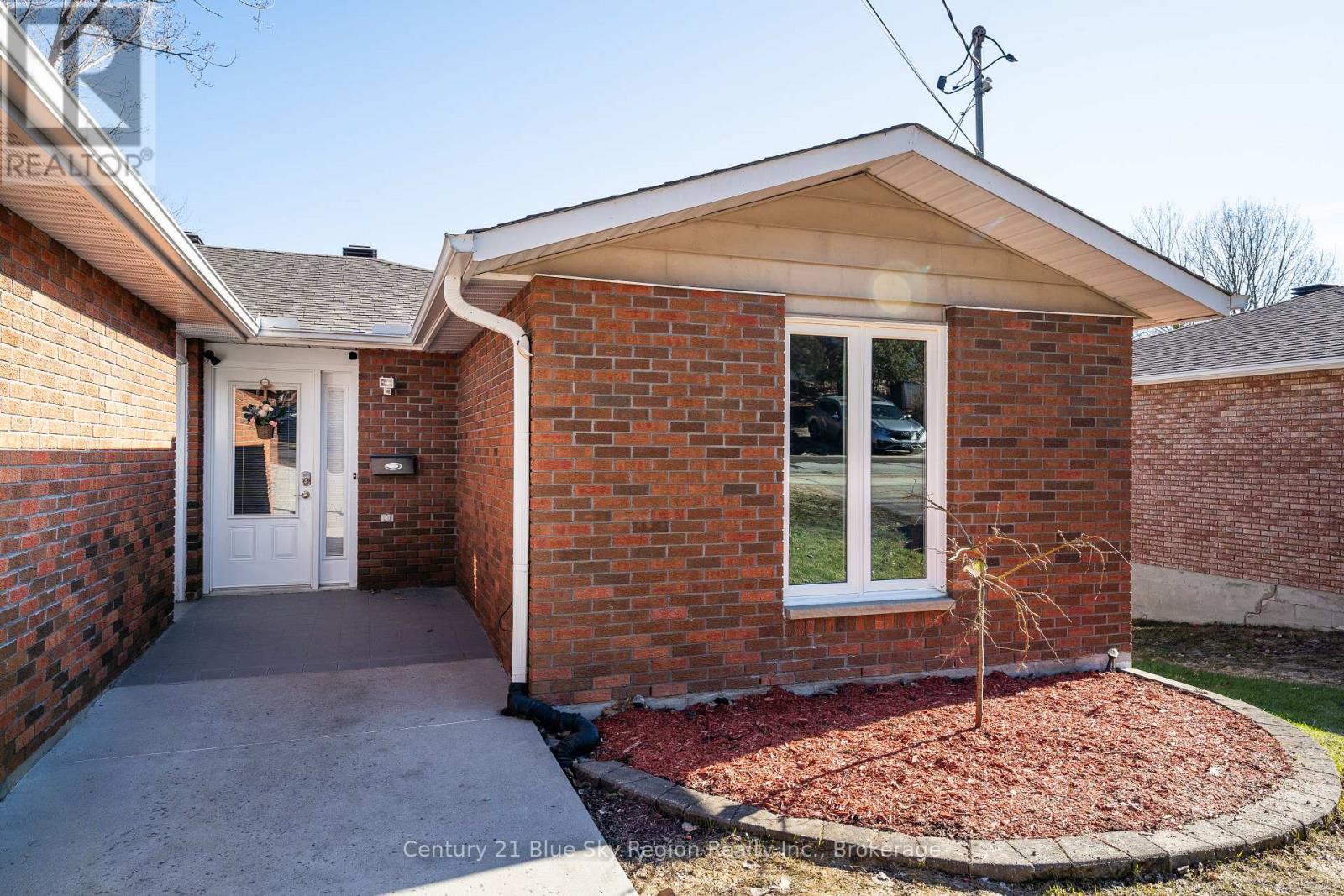 877 Ski Club Road, North Bay, Ontario  P1B 7R5 - Photo 4 - X13024534