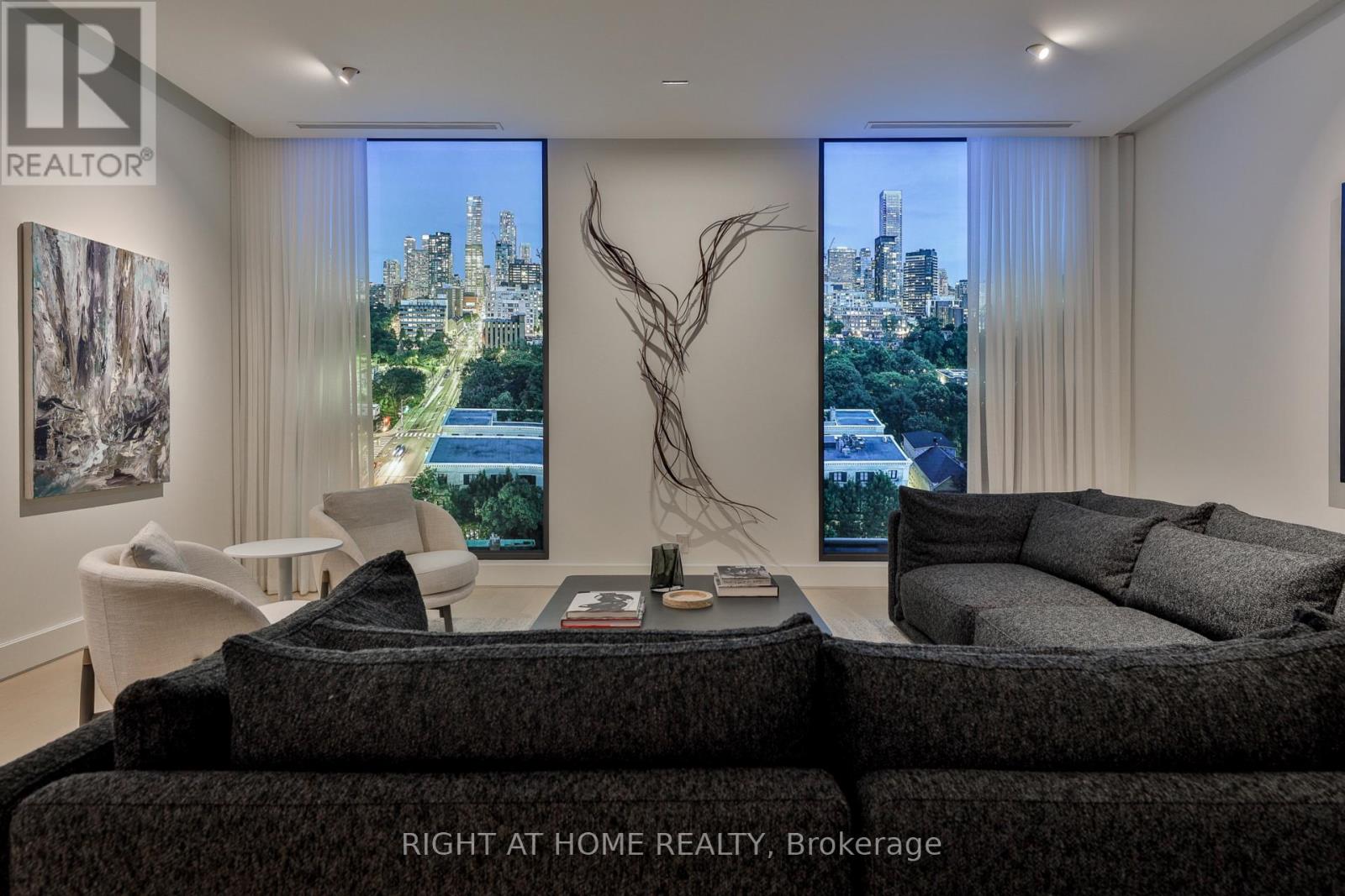 403 - 1 Roxborough Street W, Toronto, Ontario  M4W 2L4 - Photo 4 - C13024876