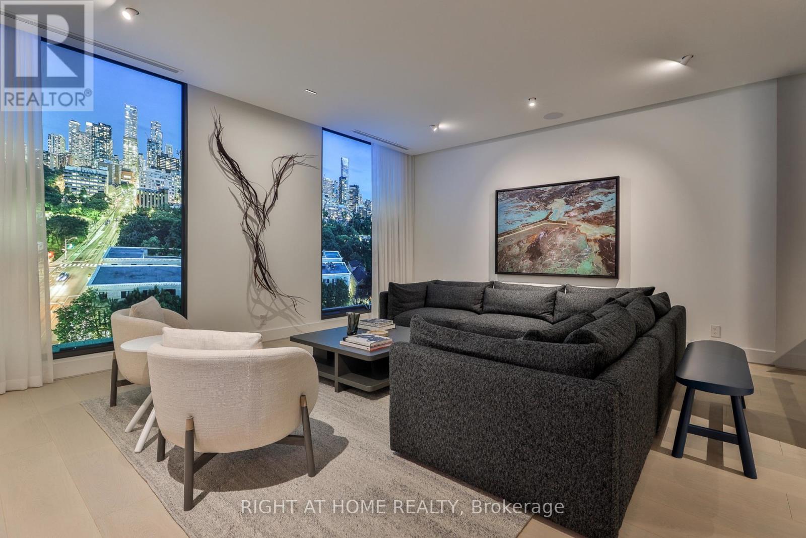 403 - 1 Roxborough Street W, Toronto, Ontario  M4W 2L4 - Photo 5 - C13024876