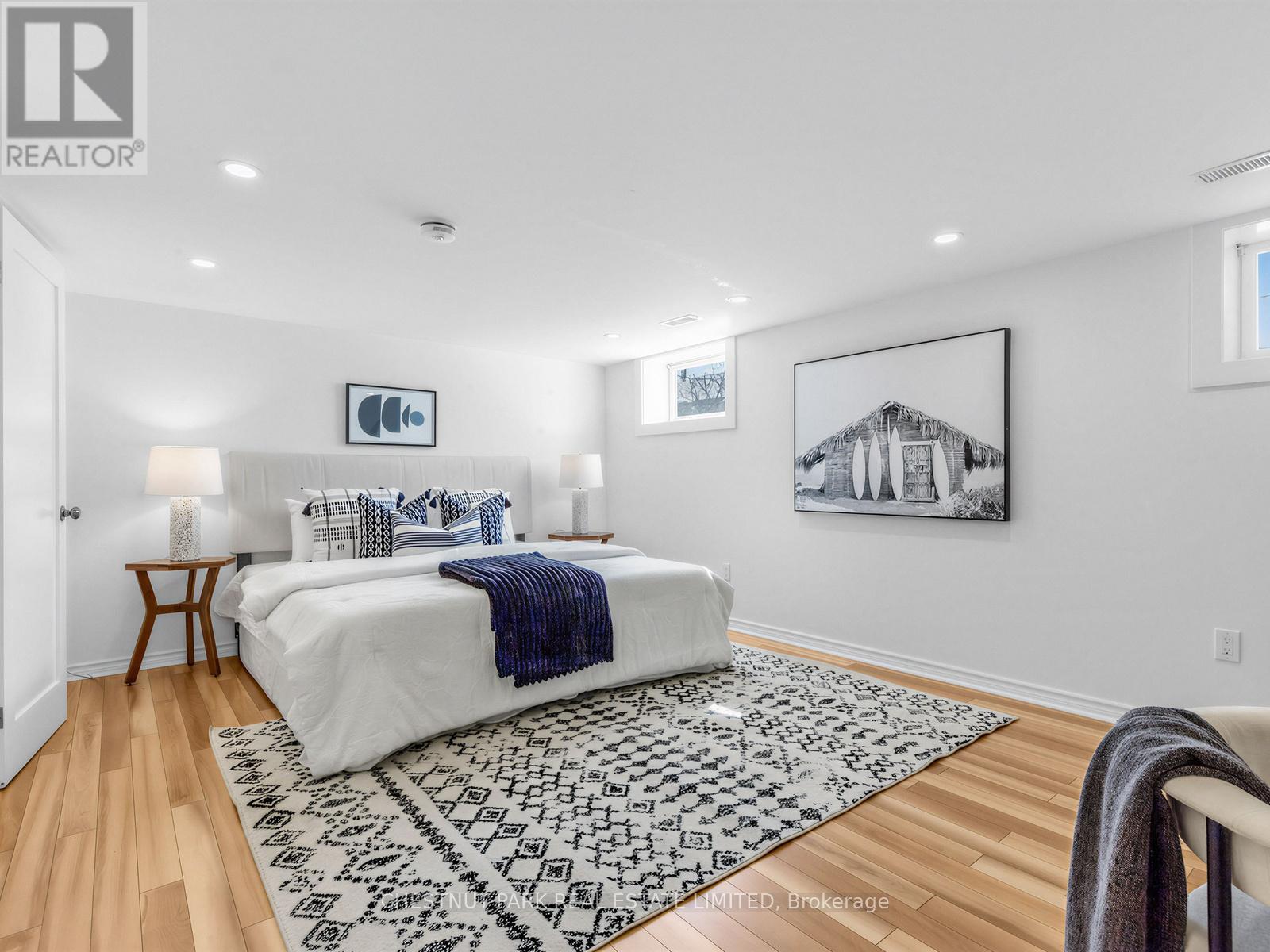 27 Amherst Avenue, Toronto, Ontario  M6E 1Z2 - Photo 19 - C13024906