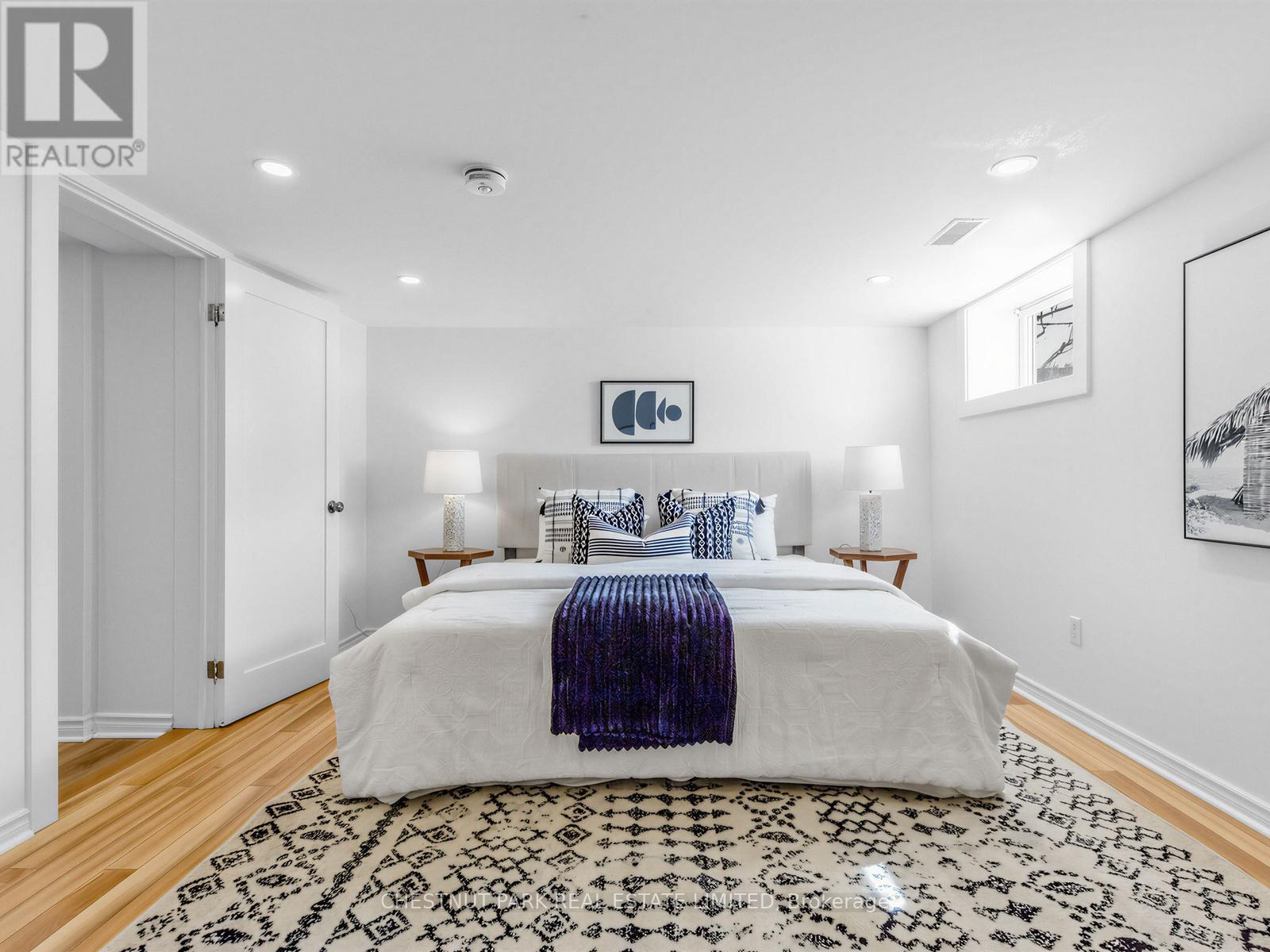 27 Amherst Avenue, Toronto, Ontario  M6E 1Z2 - Photo 20 - C13024906