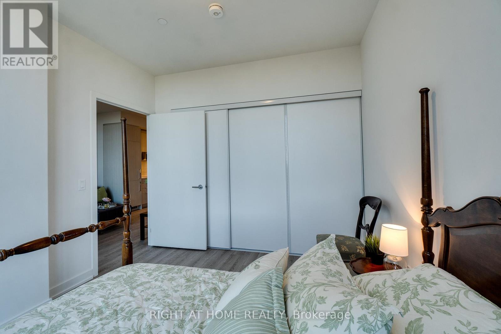 724 - 250 Lawrence Avenue W, Toronto, Ontario  M5M 1B1 - Photo 24 - C13024938