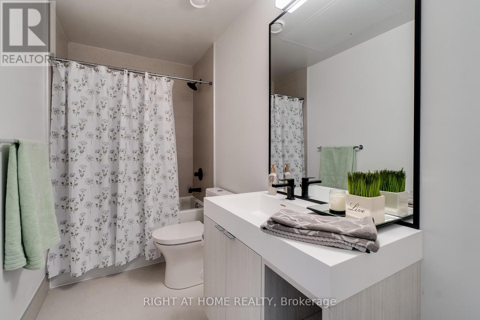 724 - 250 Lawrence Avenue W, Toronto, Ontario  M5M 1B1 - Photo 27 - C13024938