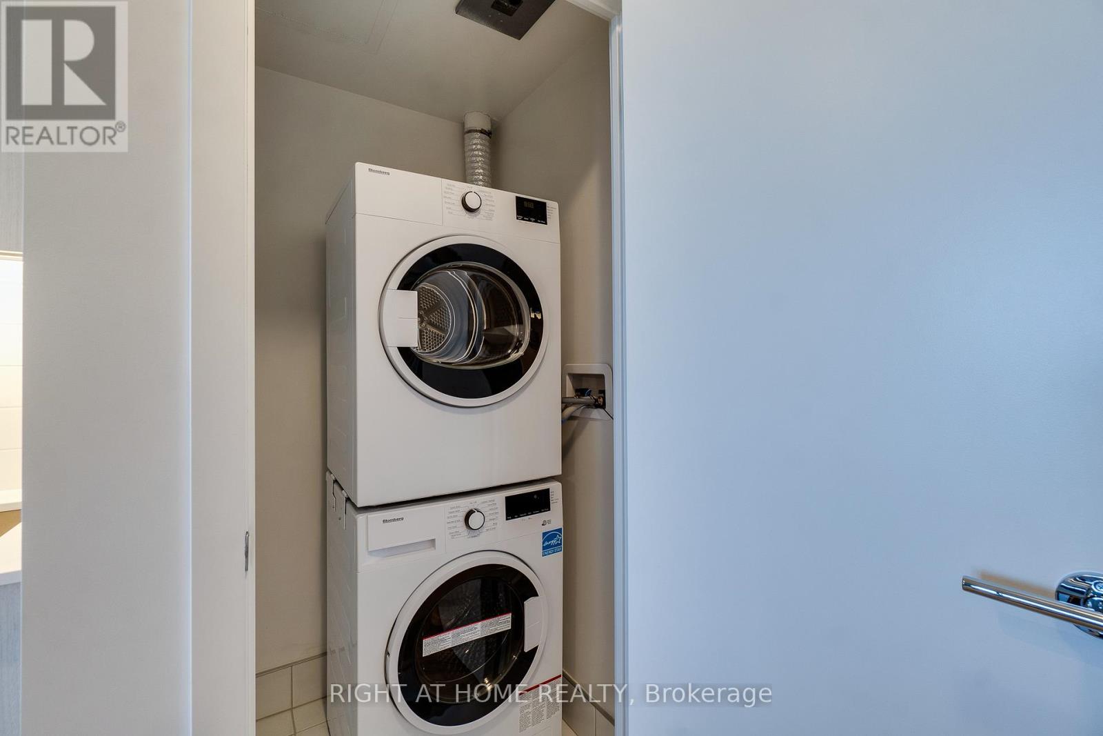 724 - 250 Lawrence Avenue W, Toronto, Ontario  M5M 1B1 - Photo 28 - C13024938