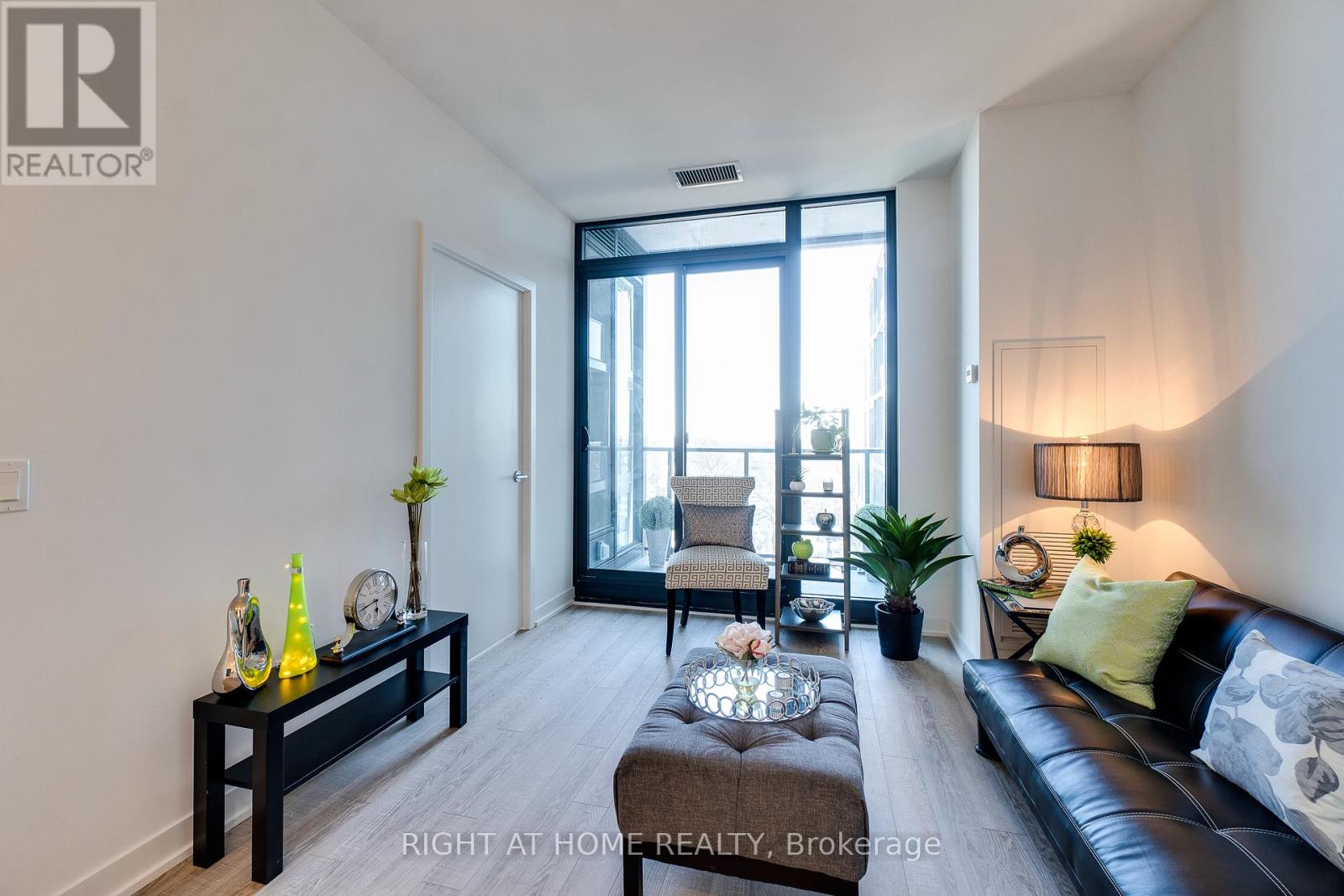 724 - 250 Lawrence Avenue W, Toronto, Ontario  M5M 1B1 - Photo 7 - C13024938