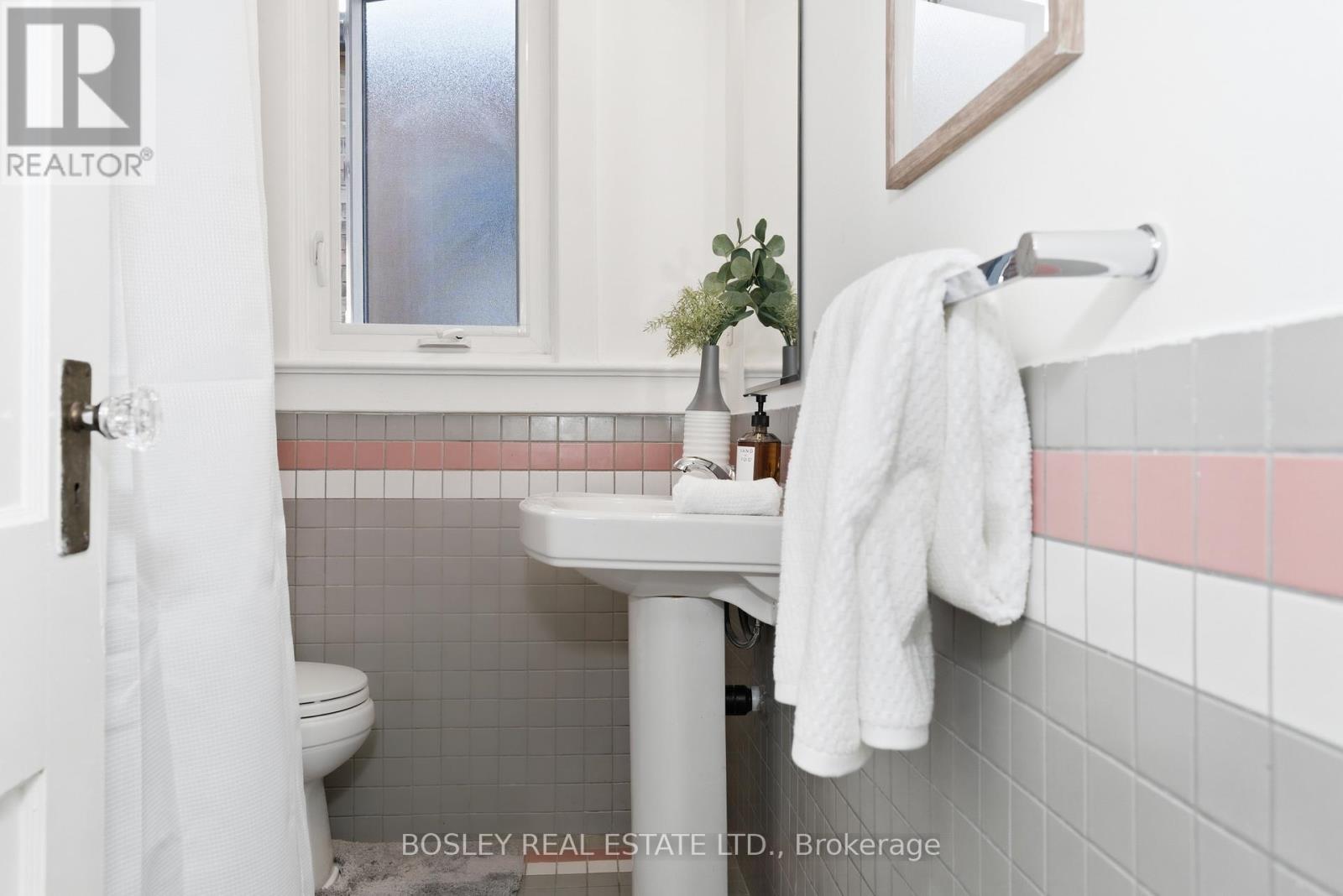 431 Davisville Avenue, Toronto, Ontario  M4S 1H7 - Photo 21 - C13025004