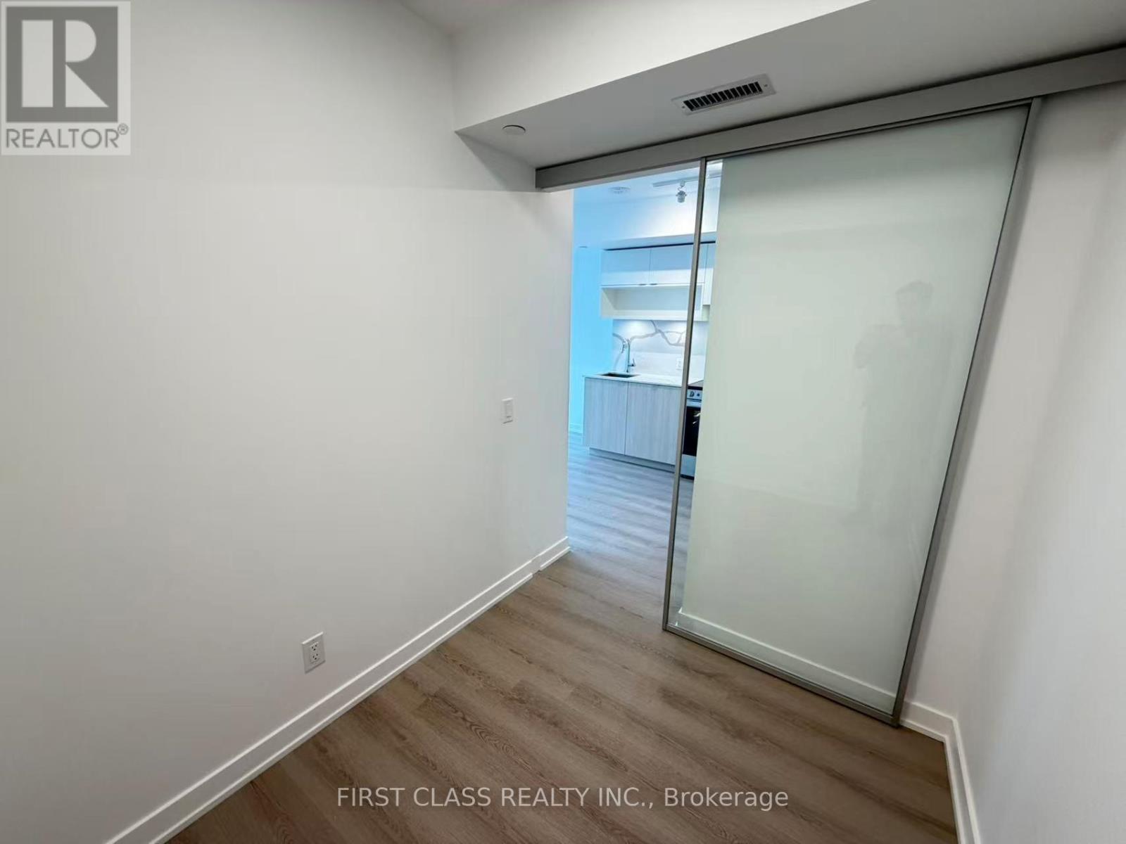 2209 - 100 Queen Street E, Toronto, Ontario  M5C 0B5 - Photo 6 - C13025022