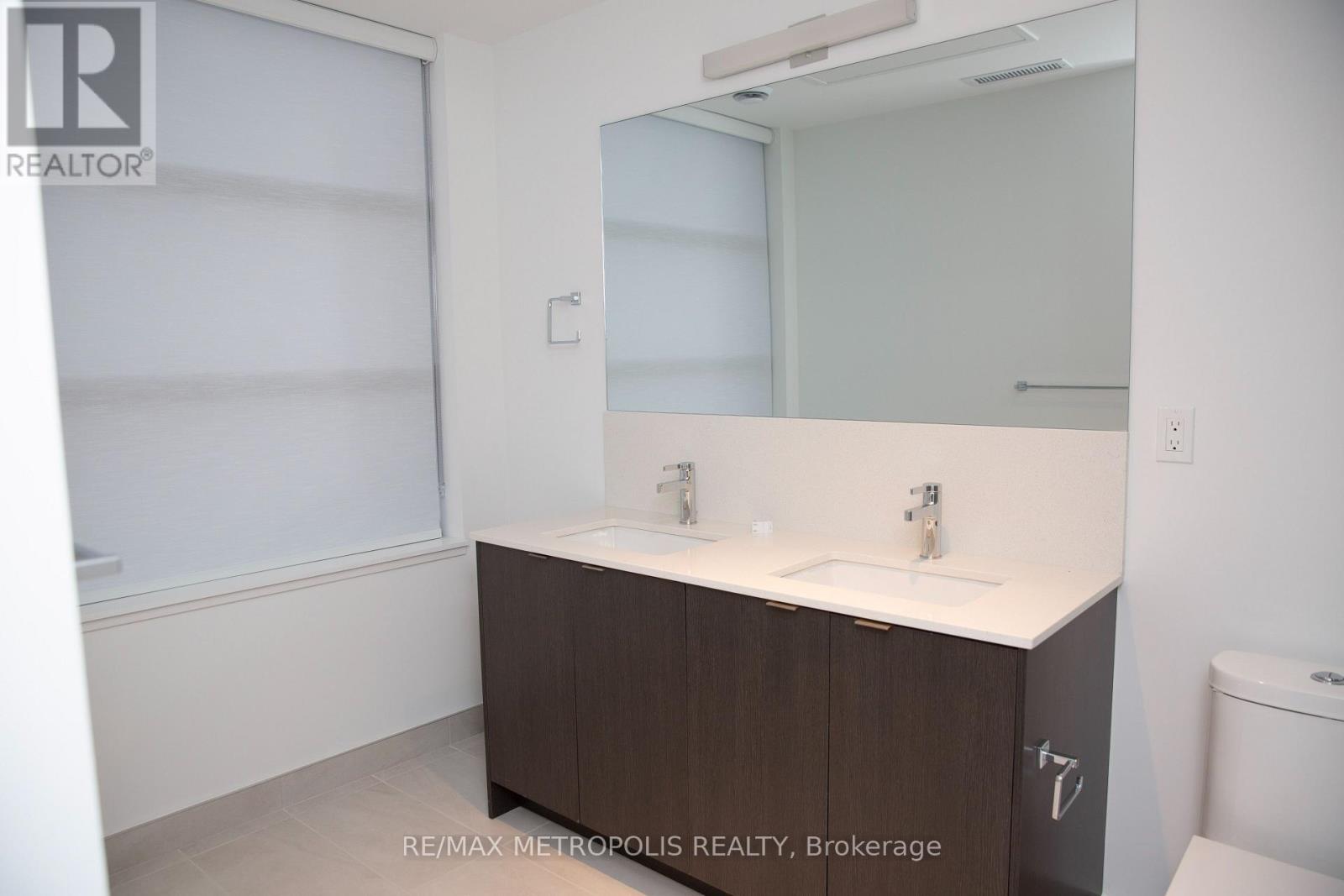 1309 - 1606 Charles Street, Whitby, Ontario  L1N 1B9 - Photo 19 - E13024908