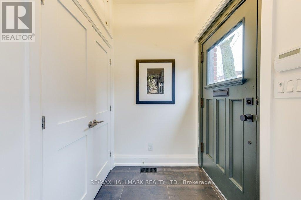 235 Boulton Avenue, Toronto, Ontario  M4M 2J8 - Photo 19 - E13024916