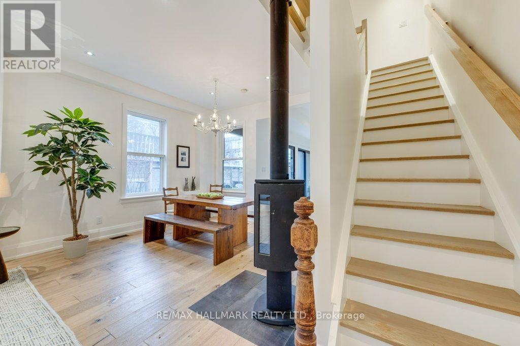 235 Boulton Avenue, Toronto, Ontario  M4M 2J8 - Photo 20 - E13024916