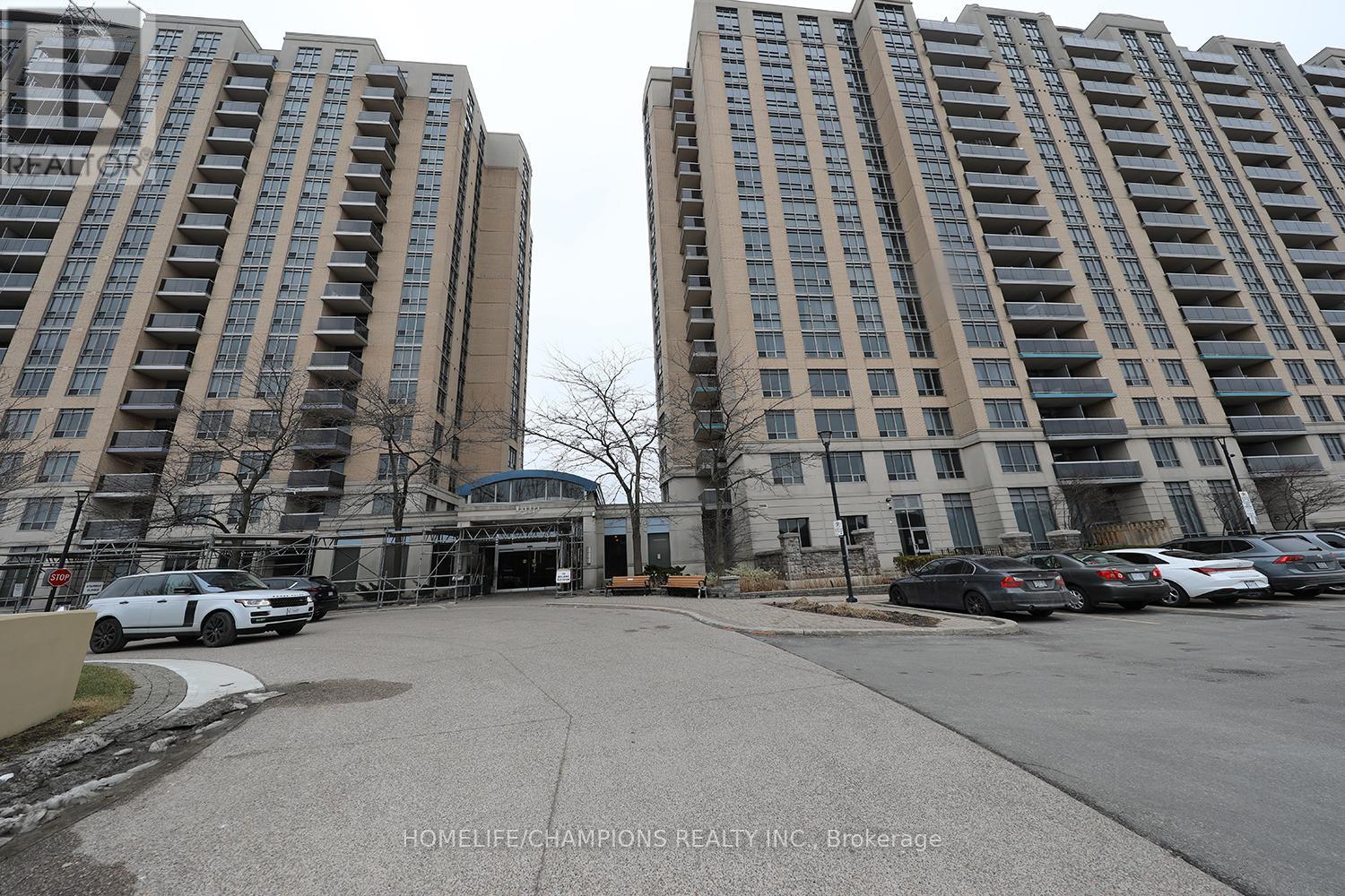PH15 - 8 MONDEO DRIVE, Toronto, Ontario