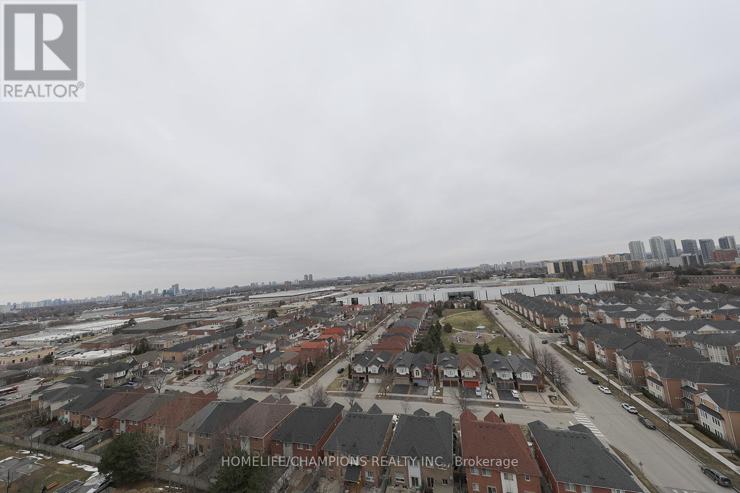 Ph15 - 8 Mondeo Drive, Toronto, Ontario  M1P 5C7 - Photo 2 - E13024936