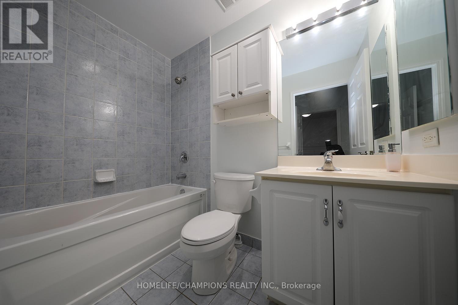 Ph15 - 8 Mondeo Drive, Toronto, Ontario  M1P 5C7 - Photo 8 - E13024936