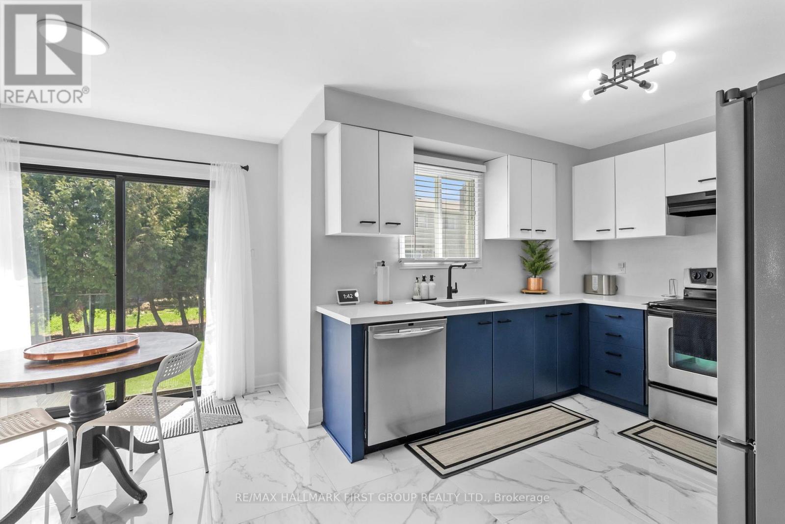 1321 Anton Square, Pickering (Liverpool), Ontario  L1V 5S7 - Photo 4 - E13024990